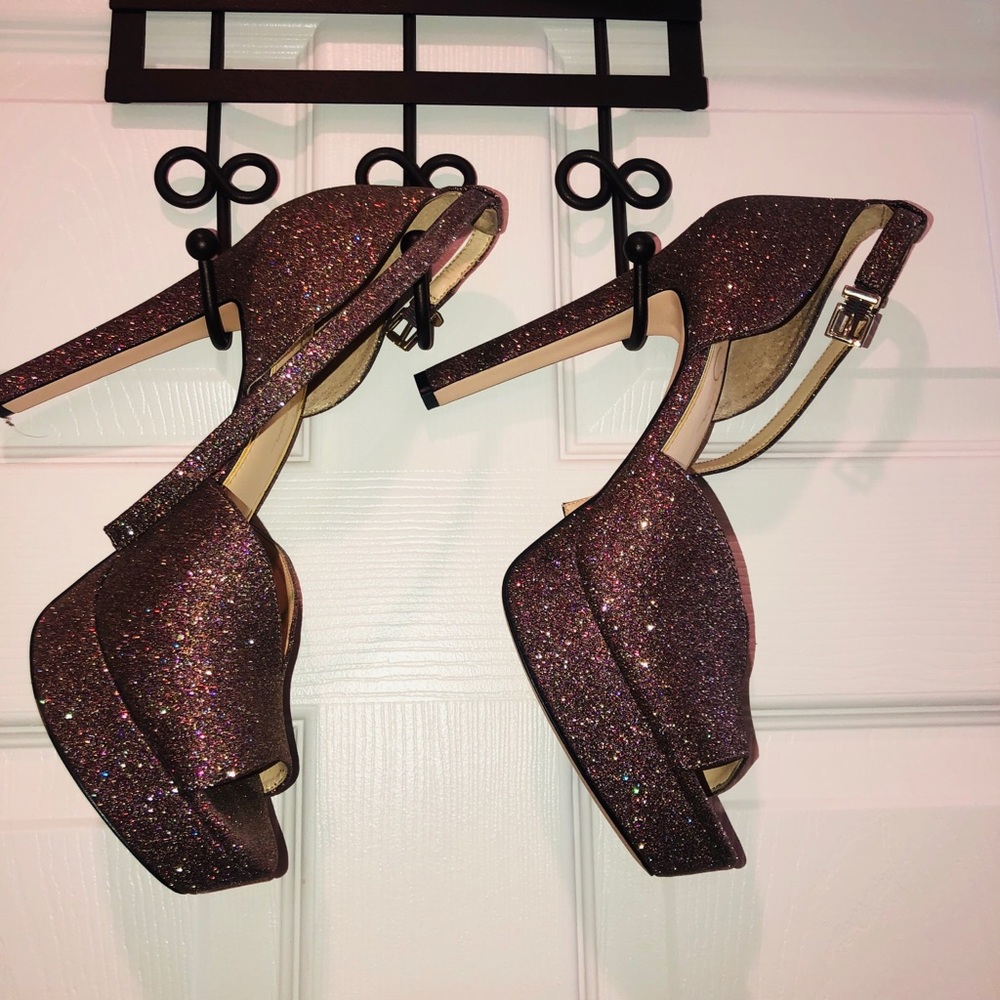 J Simpson Peep toe shoes